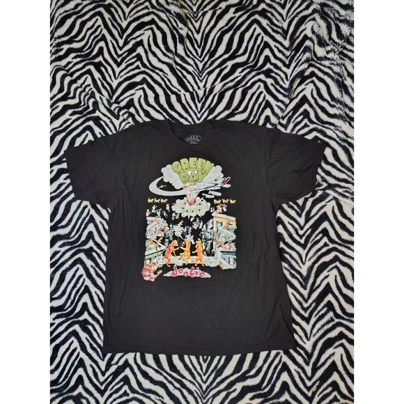 Green Day Shirt Men Large Black Dookie Band Punk Retro Reprint Rock Pullover Tee - Picture 1 of 7